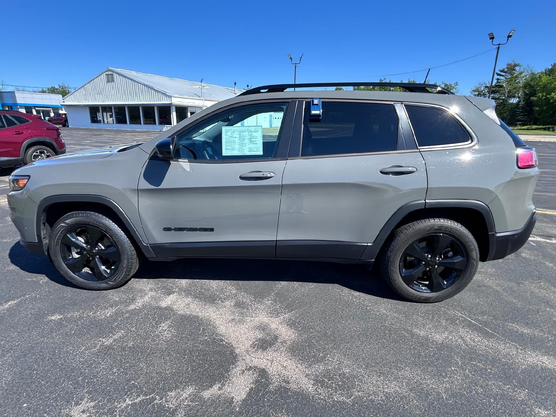2023 Jeep Cherokee Altitude Lux 4X4's photo
