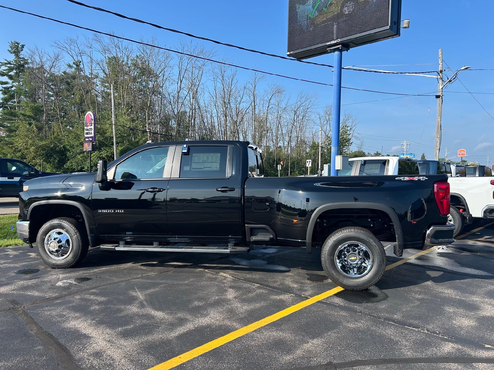 2026 Chevrolet Silverado 3500 HD LT DRW