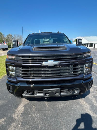 2024 Chevrolet Silverado 2500 HD Custom