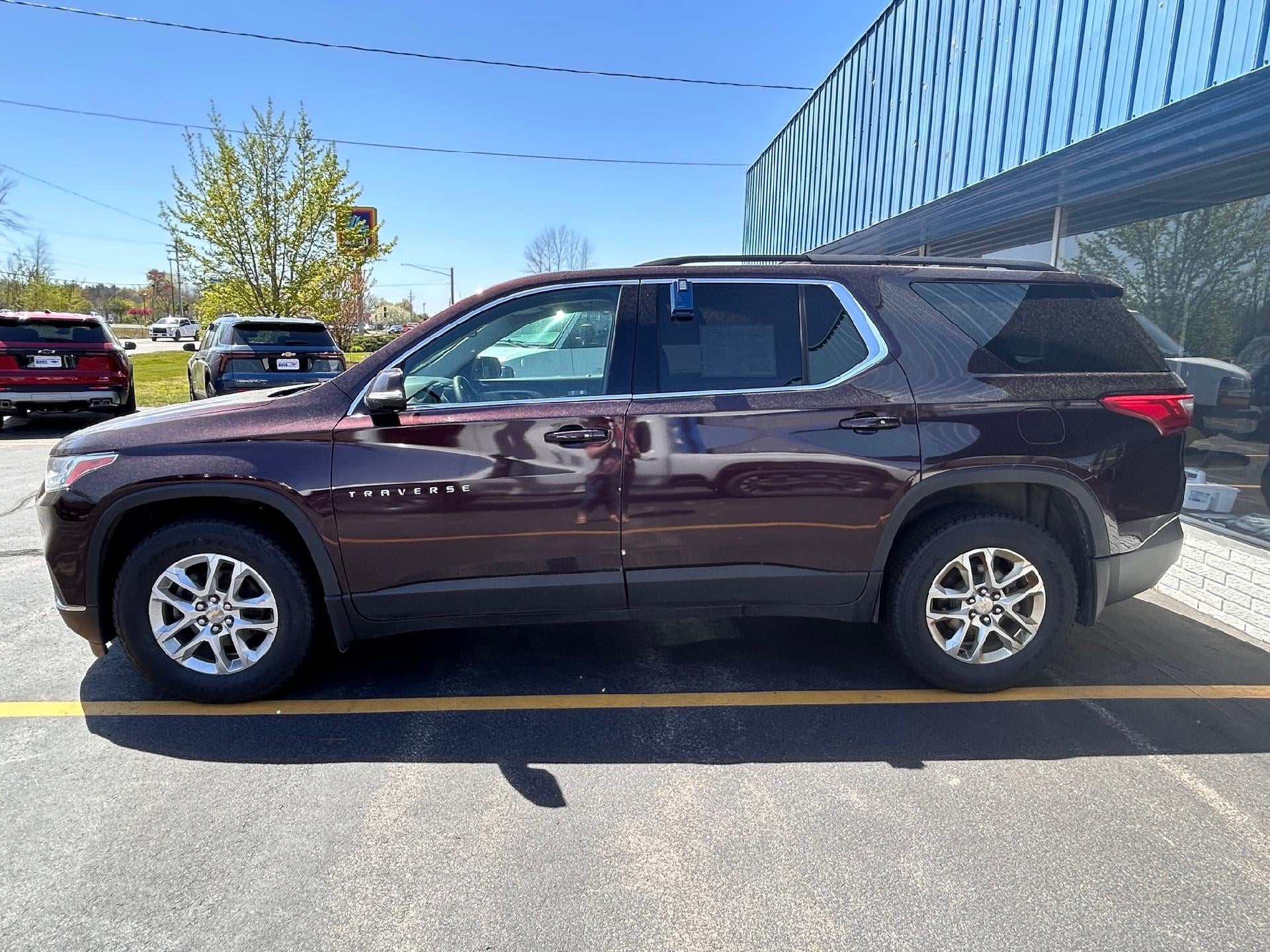 2020 Chevrolet Traverse LT Cloth