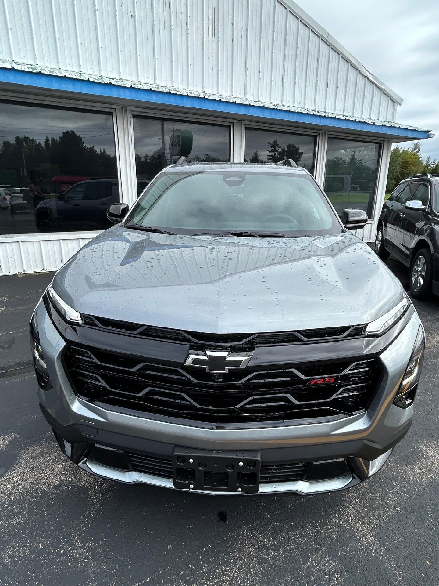 2027 Chevrolet Equinox RS - Photo 2